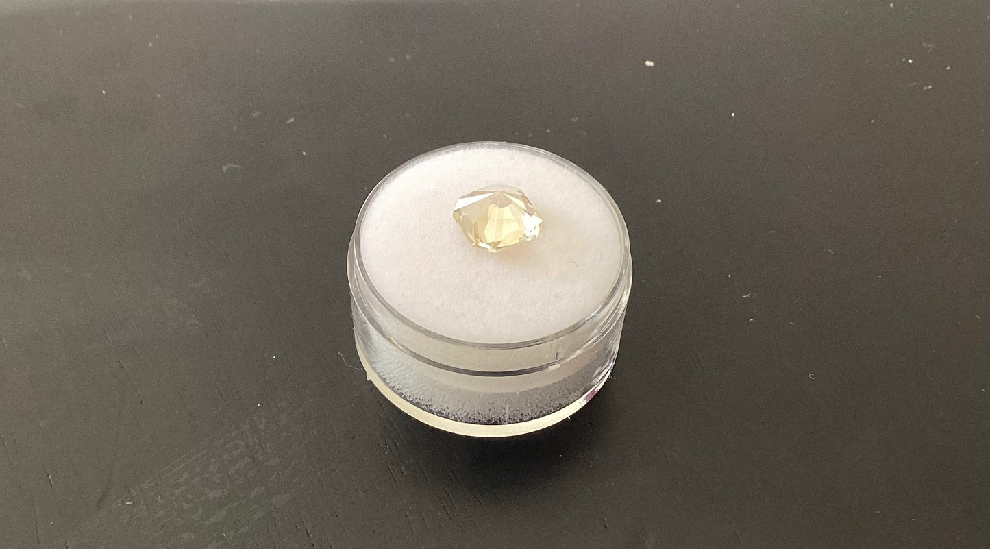 Oregon Sunstone, Cut Champagne Square, 2.11 cts.