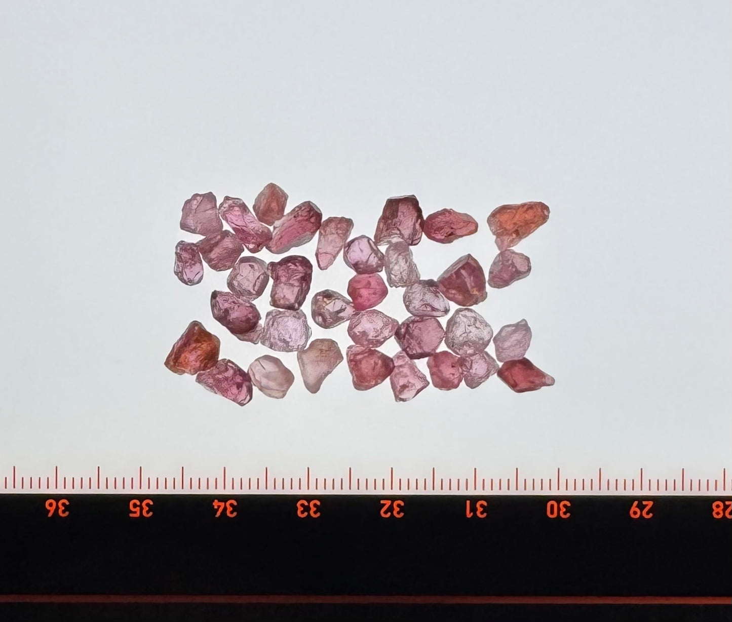 Spinel, Facet Grade Rough, 28.98 cts.