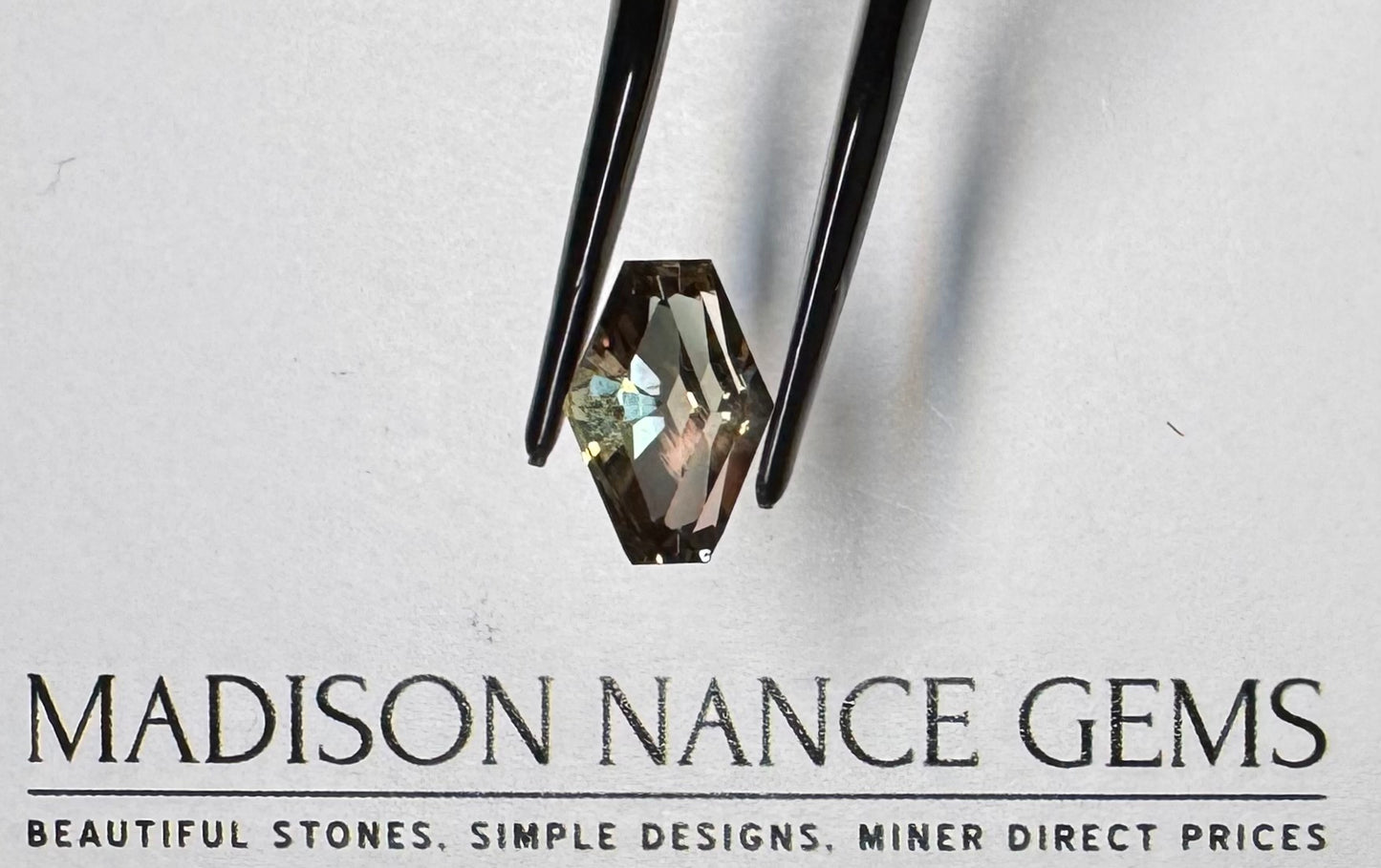 Oregon Sunstone, Mystique Diamond Cut 3.91 cts.