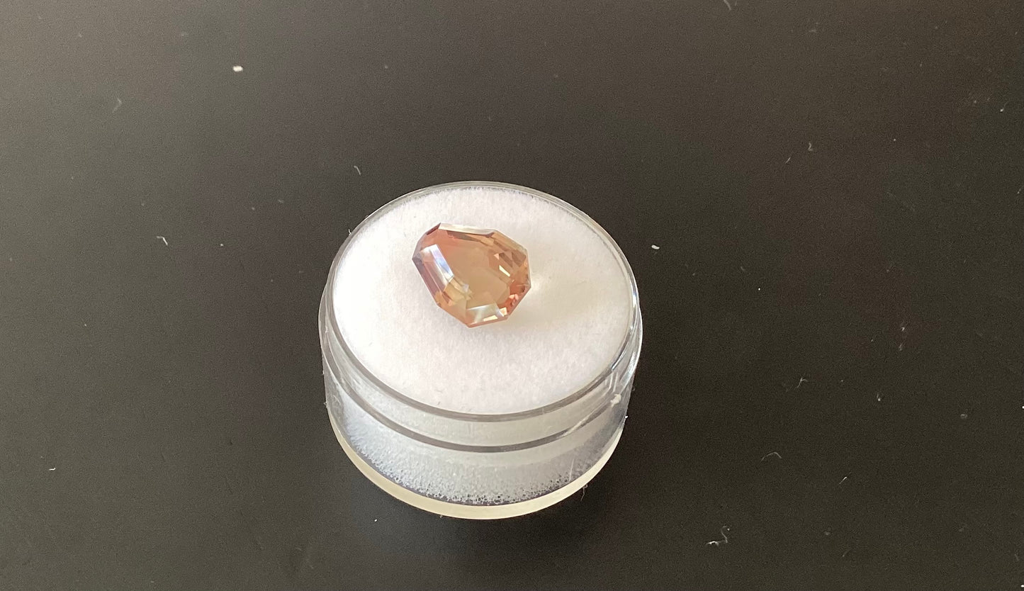 Oregon Sunstone, Watermelon Pear Cut, 3.36 cts.