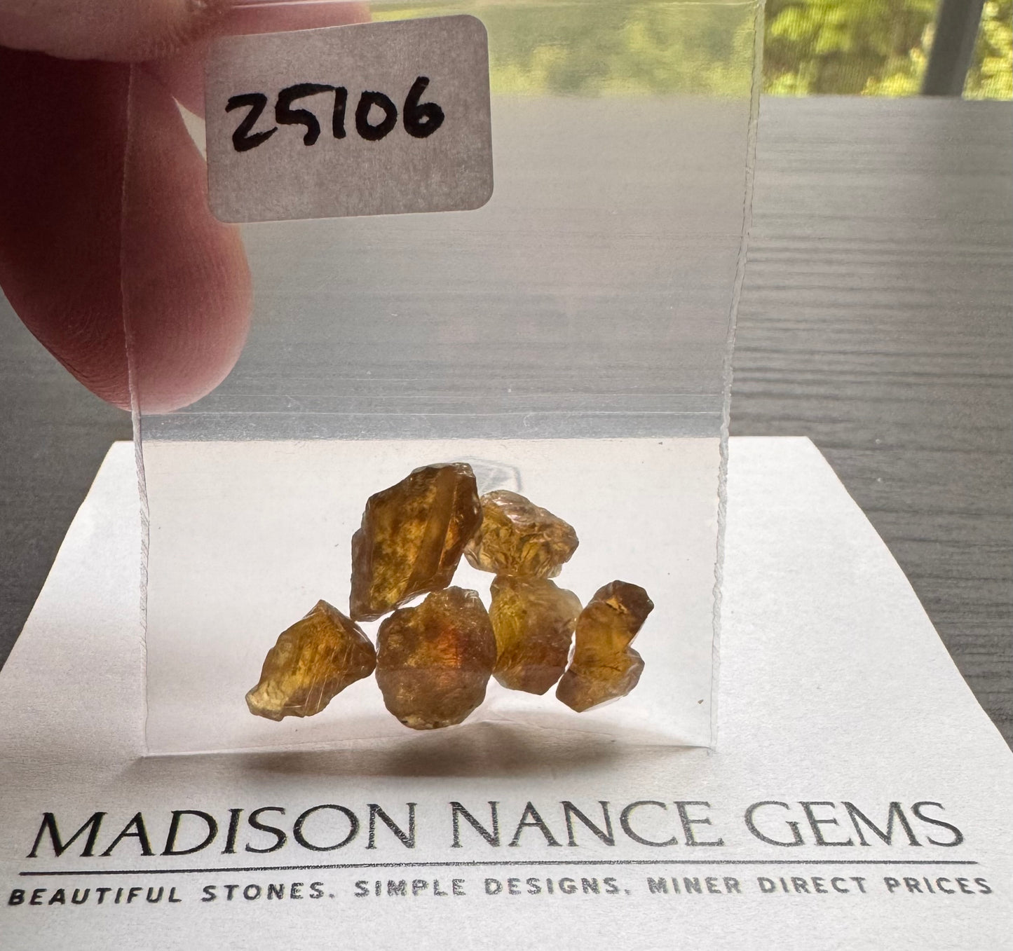 Sphene, Parcel Rough, 18.8.0 cts.
