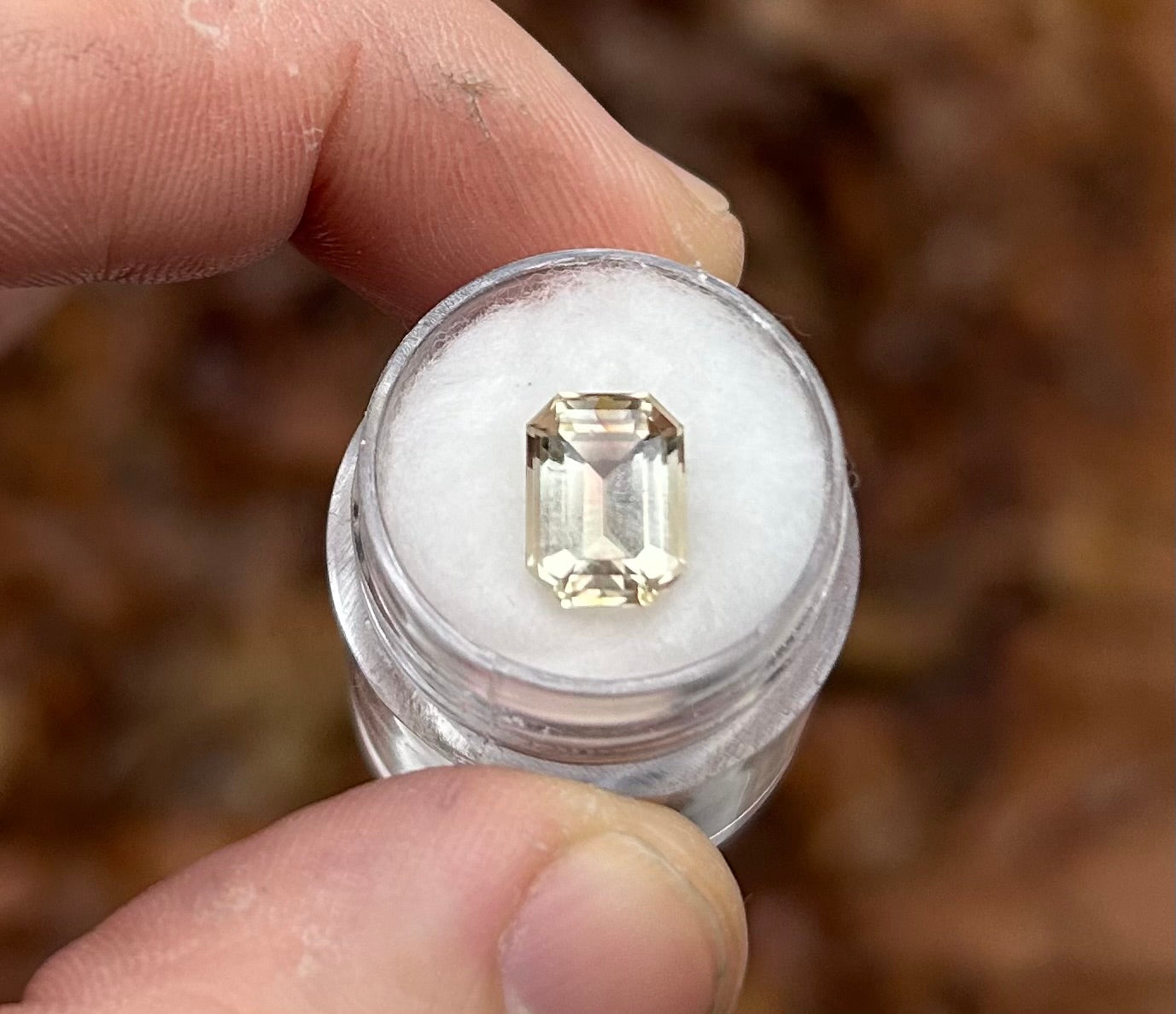 Oregon Sunstone, Mystique Emerald Cut, 2.50 cts.