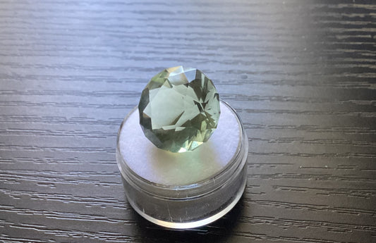 Prasiolite, Green Round Brilliant Cut, 25.11 cts.