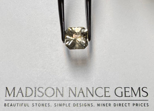 Oregon Sunstone, Cut Champagne Square, 2.68 cts.